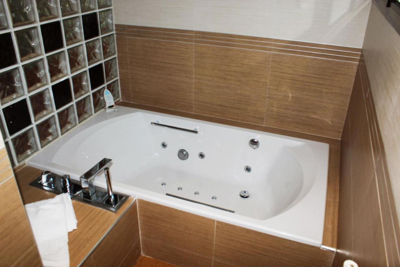 Huétor Vega Villa Taza De Plata A מראה חיצוני תמונה